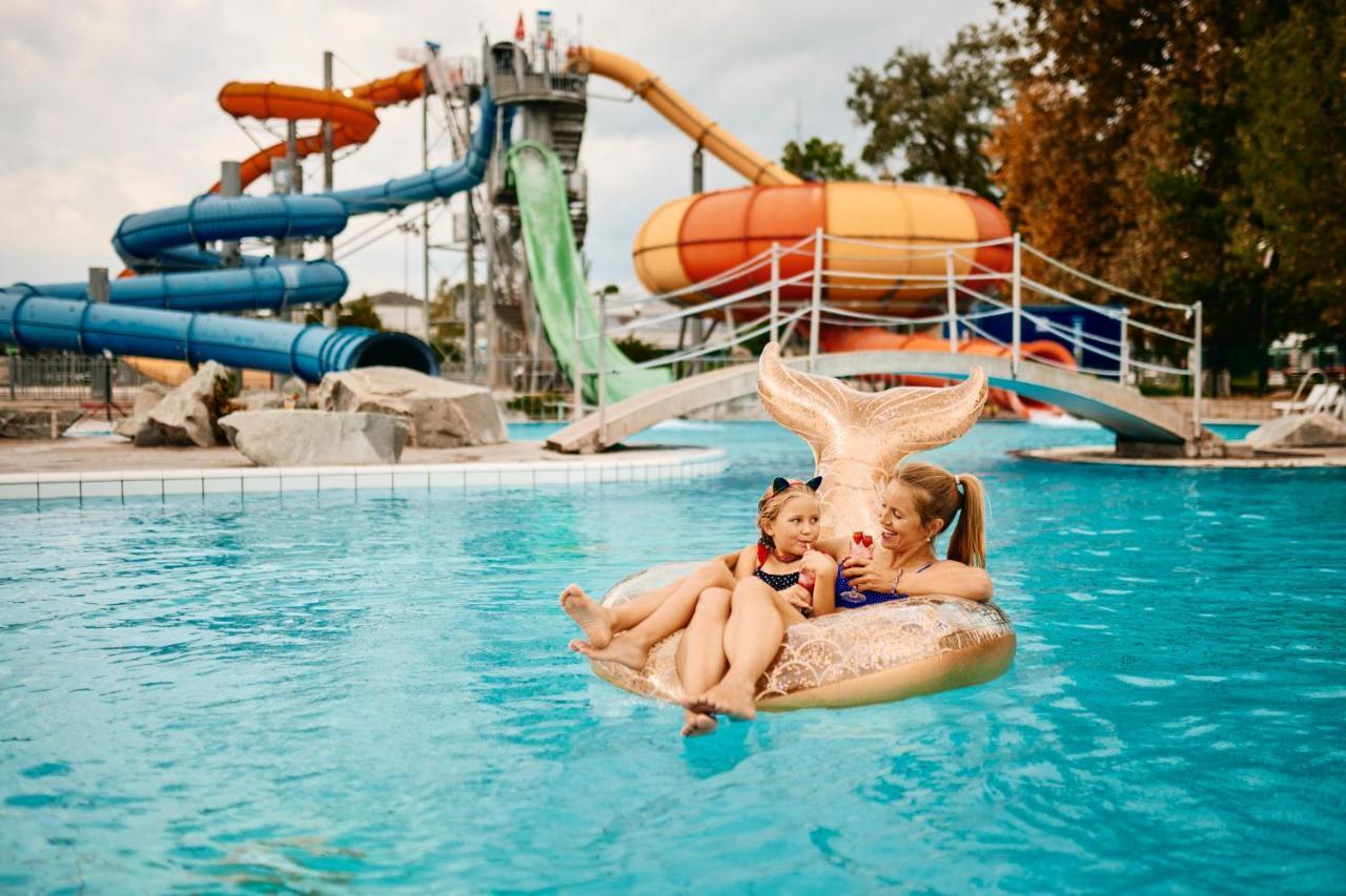 Terme Village - Mobile Homes Чатеж-об-Саві Екстер'єр фото