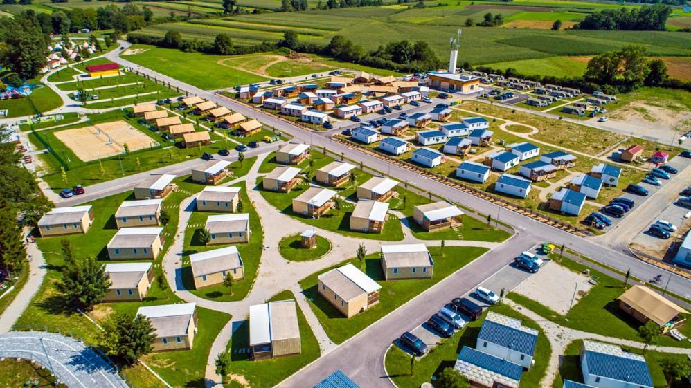 Terme Village - Mobile Homes Чатеж-об-Саві Екстер'єр фото